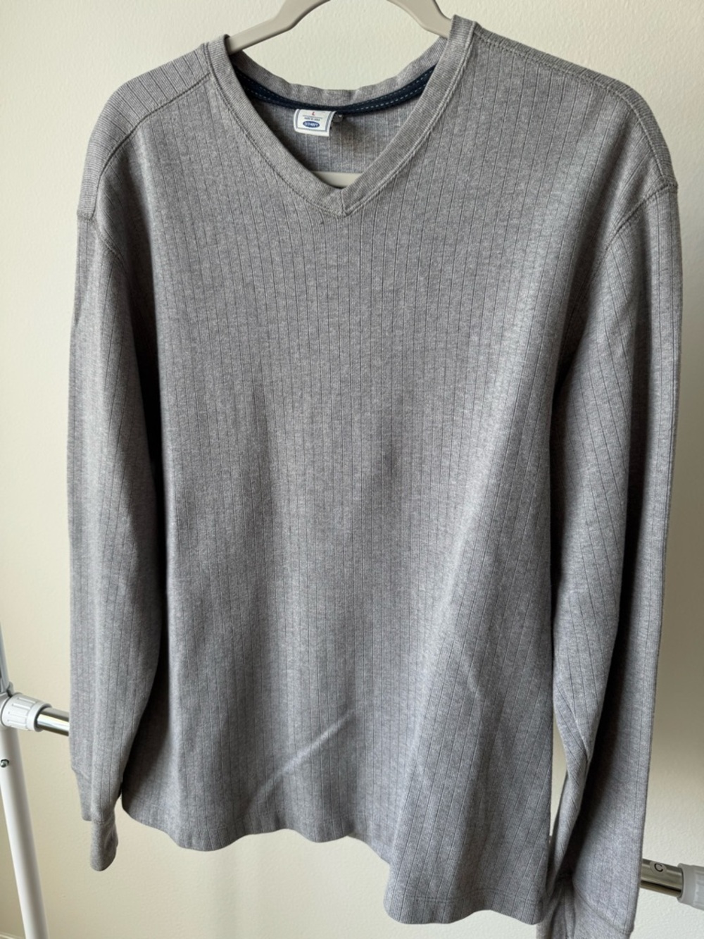 Old Navy Gray Ribbed V-Neck Men's Sweater